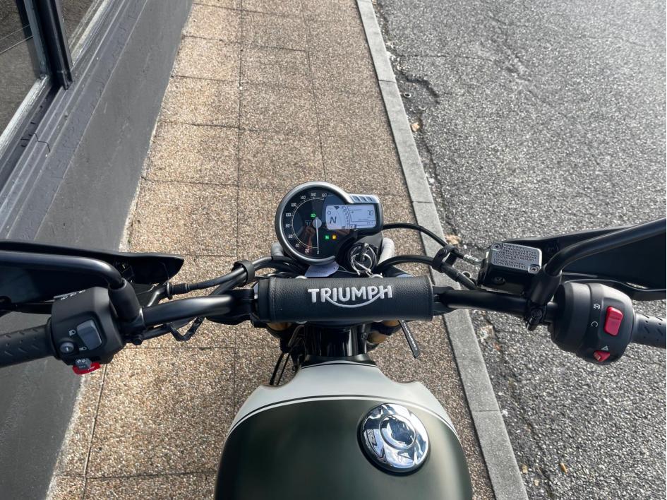 TRIUMPH Scrambler 400 X