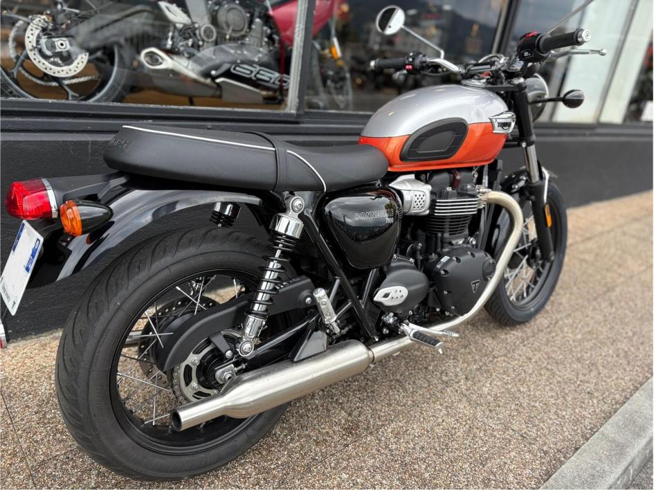 TRIUMPH Bonneville T100 A2