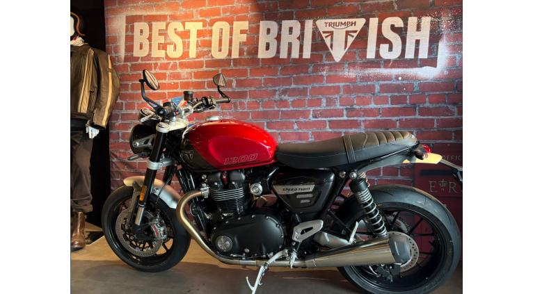 TRIUMPH SPEED TWIN 1200