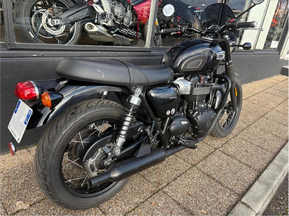 TRIUMPH Bonneville T100 A2