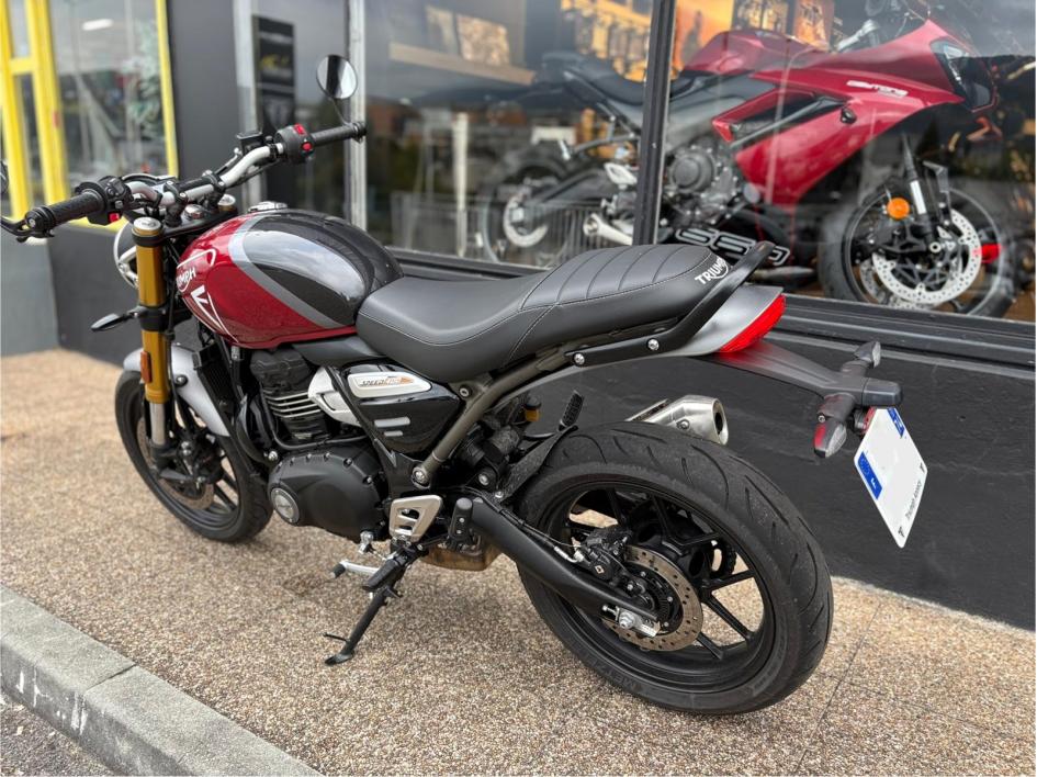 TRIUMPH SPEED 400