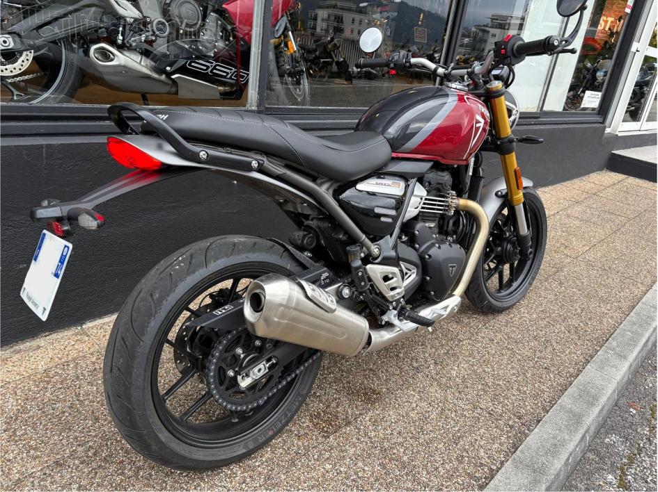 TRIUMPH SPEED 400