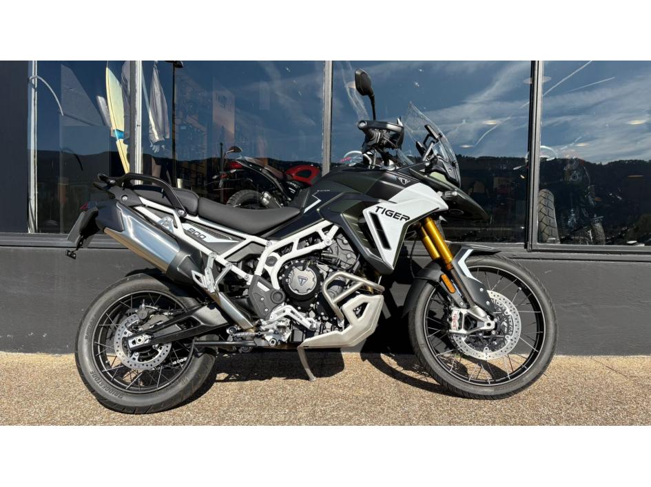TRIUMPH TIGER 900 RALLY PRO (VALISES OFFERTES JUSQU'A FIN SEPTEMBRE)