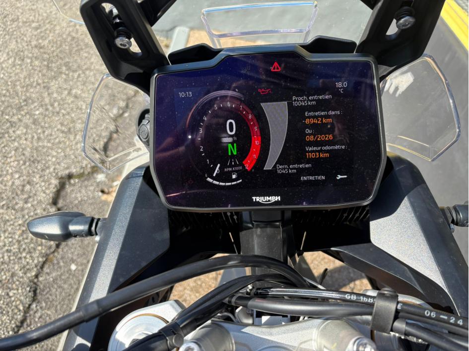 TRIUMPH TIGER 900 RALLY PRO (VALISES OFFERTES JUSQU'A FIN SEPTEMBRE)
