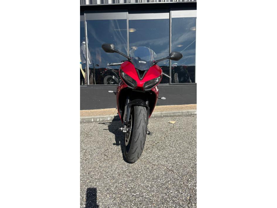 TRIUMPH DAYTONA 660 A2
