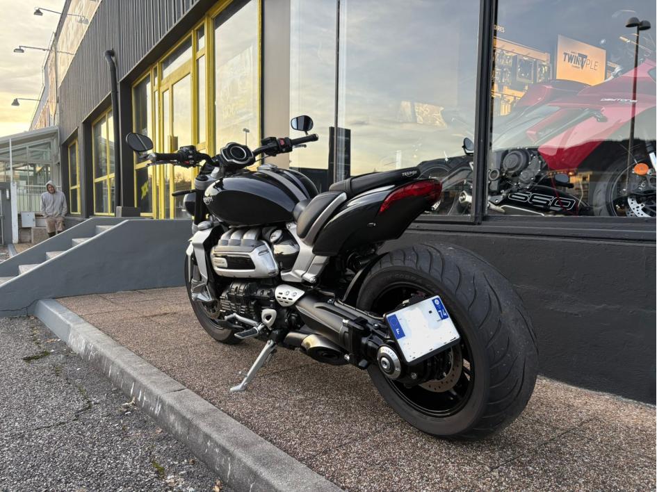 TRIUMPH ROCKET 3 R