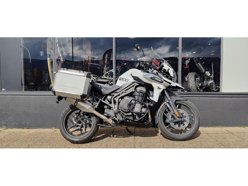 TRIUMPH TIGER 1200 EXPLORER XRT