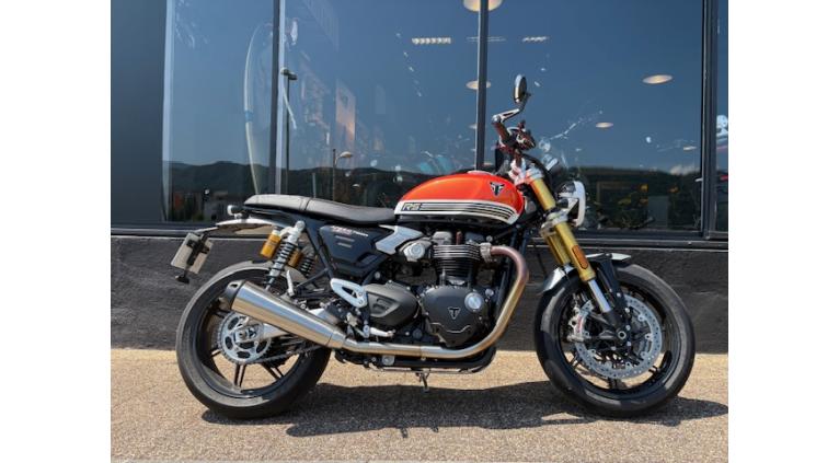 TRIUMPH SPEED TWIN 1200